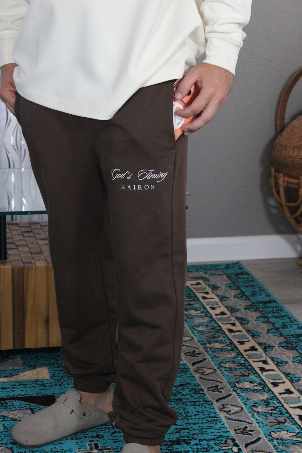 God's timing  essential Jogged Sweatpants coffee